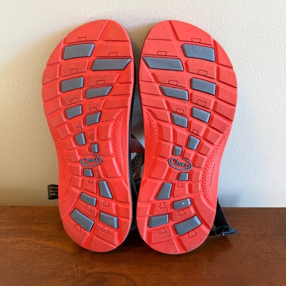 EUC Chaco Kids Sandals - Pink & Blue/White and Black Size 6 - Picture 4 of 4